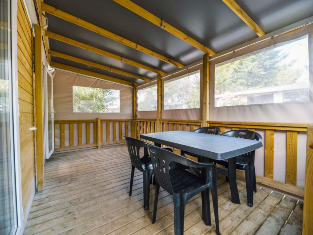 Mobile-Home 2 chambres Confort 4p